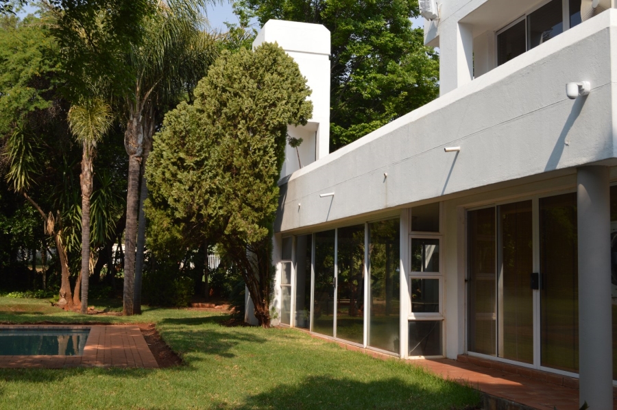 4 Bedroom Property for Sale in Wilkoppies North West